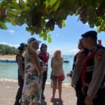 Public Crowd Security Sub-Task Force Visits Mertasari Beach- Sanur, Promotes Public Order and Safety