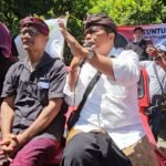 Tough Negotiations End: Garbage Truck Bali Convoy Returns to Suwung Landfill After Protest Erups