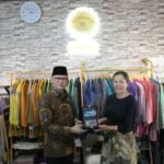 Minister Mukhtarudin Praises Namaste 21: A Former Migrant Workers’ Success in Job Creation